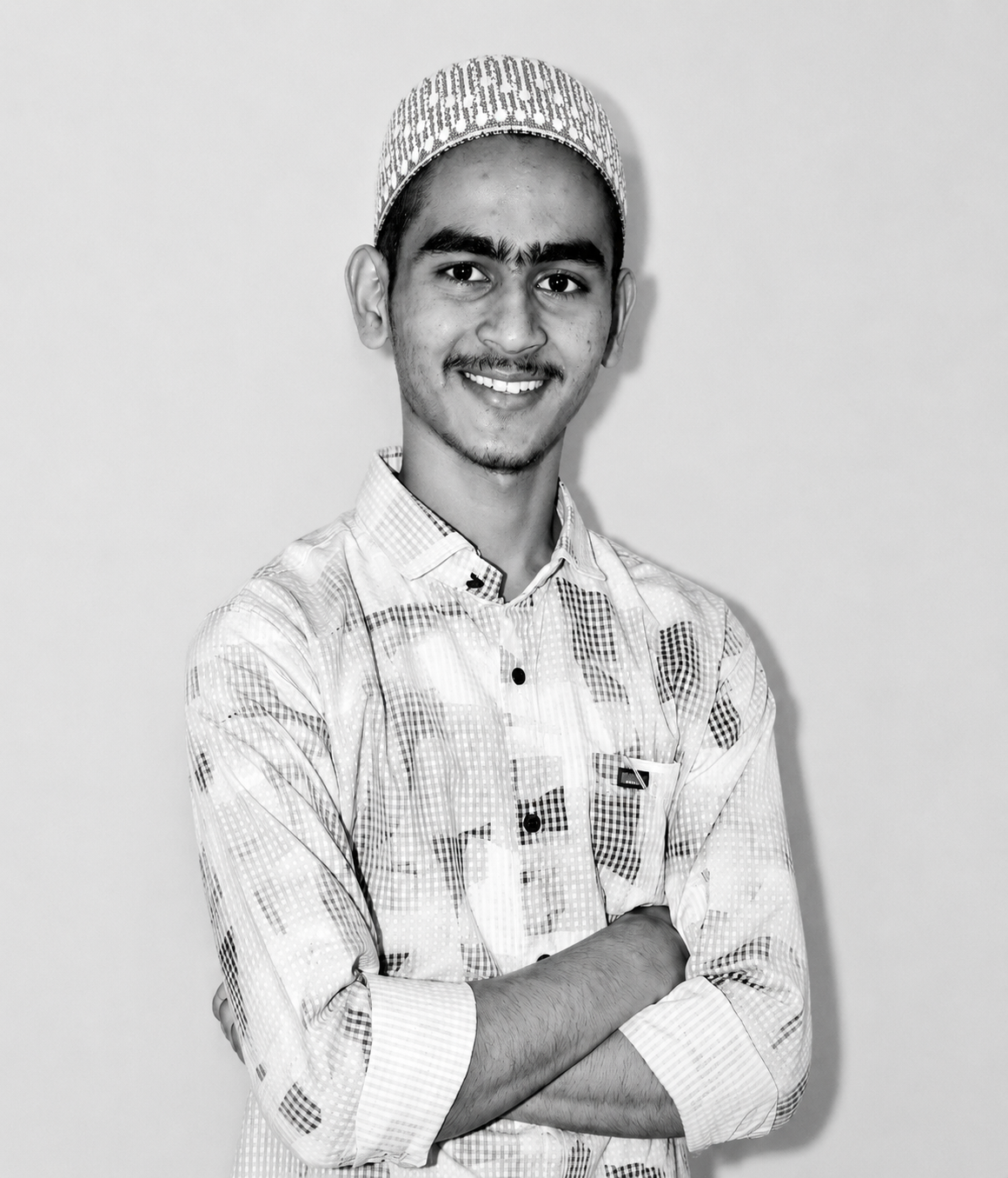 Abbas Saifee, freelance graphic designer and digital marketer, portrait photo